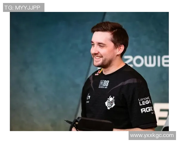 S15电竞杨娜深度专访回顾她在DOTA2赛场的辉煌历程与心路历程